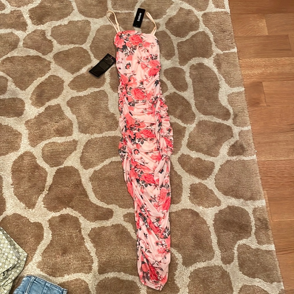 brand new never worn XXS bebe dress